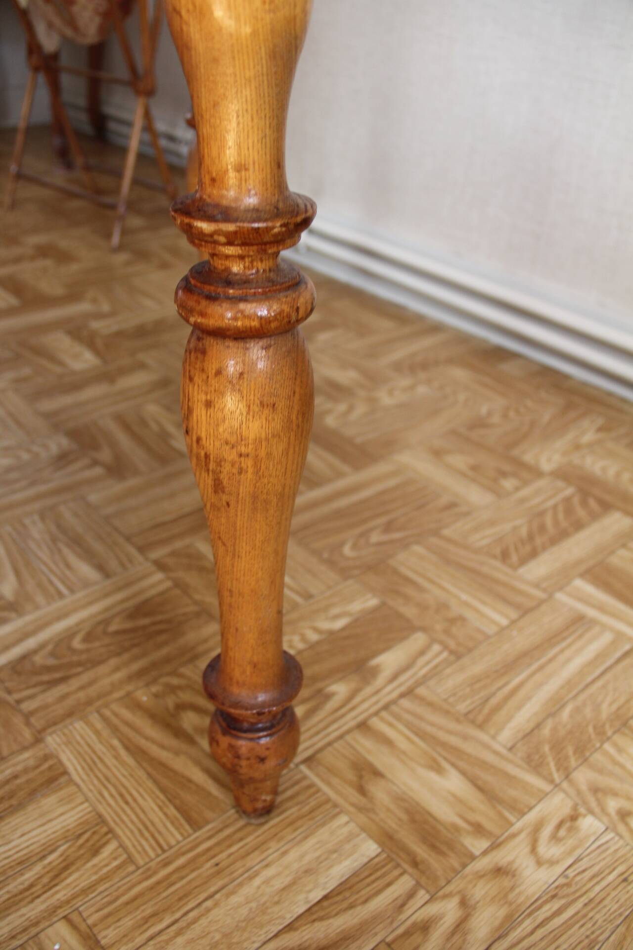 Louis-Philippe half-moon table