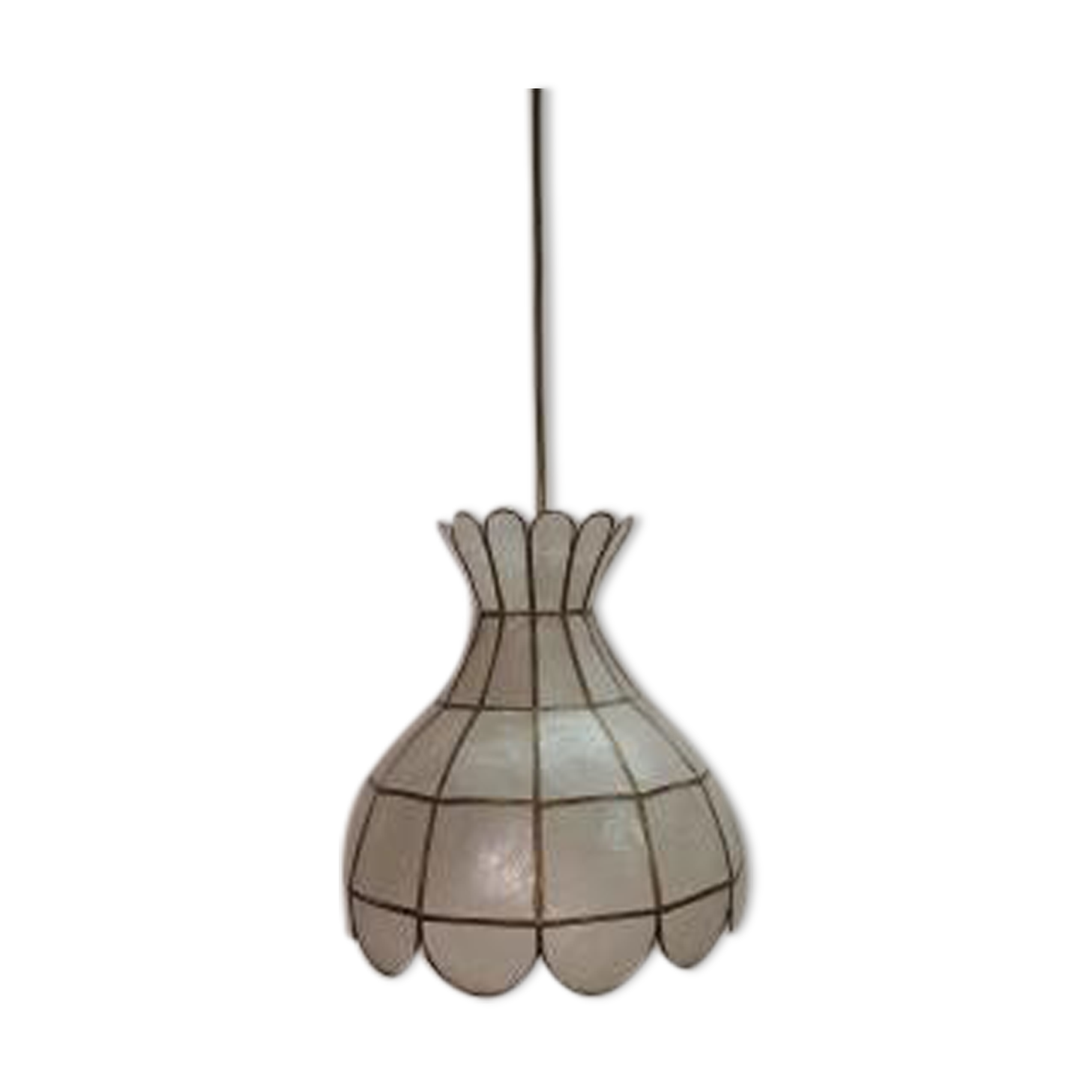 Mother-of-pearl and brass suspension