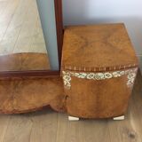 Art deco dressing table with illuminating mirror