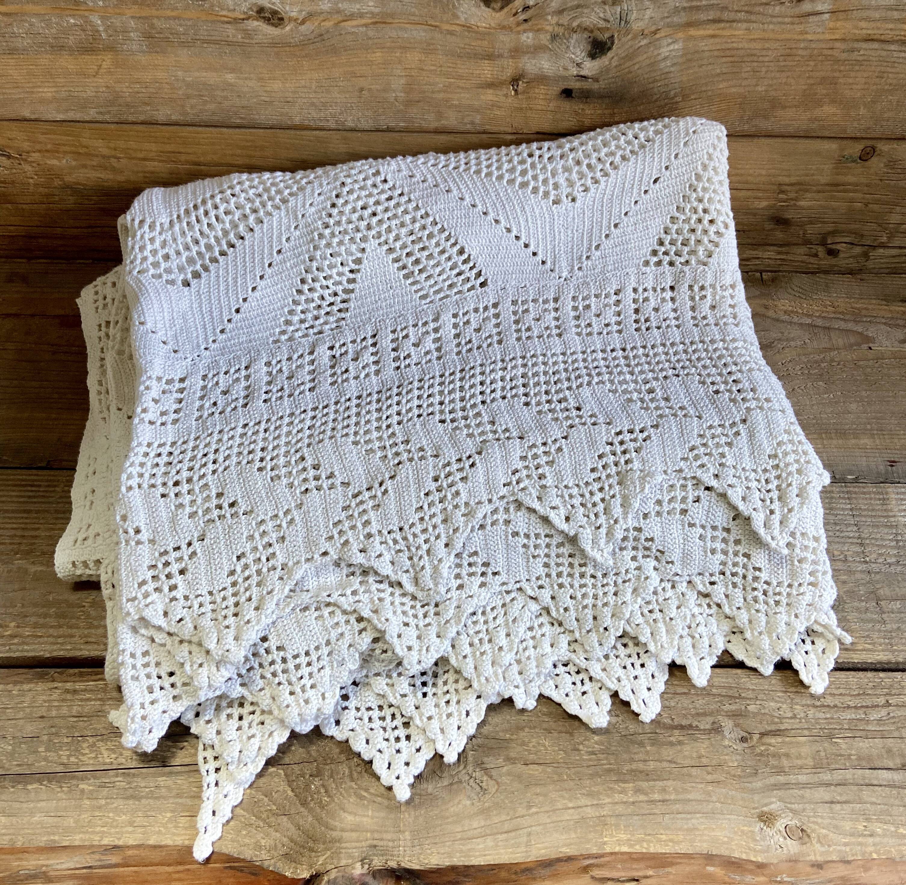 Vintage crochet bedspread