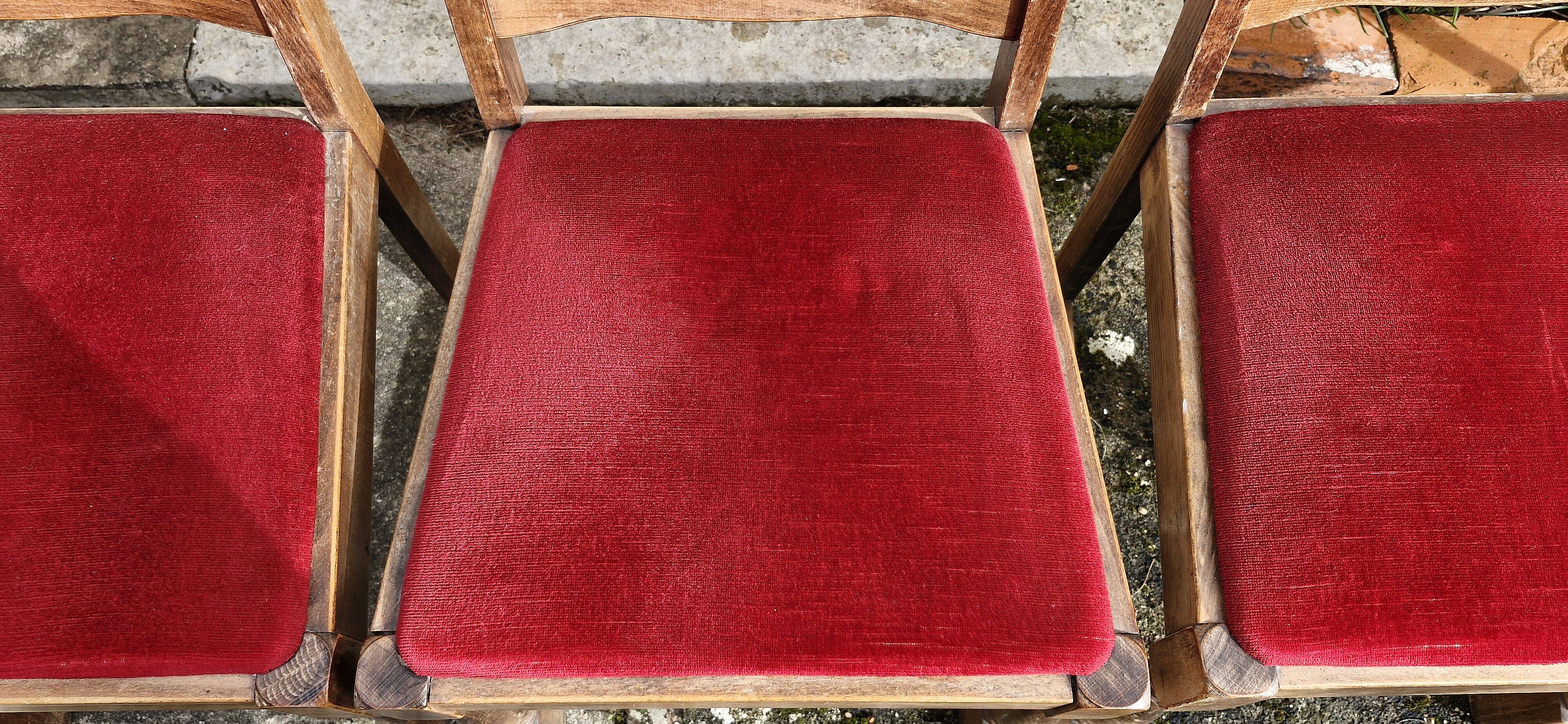 Round wooden table with 1 integrated extension + 6 wooden and fabric chairs