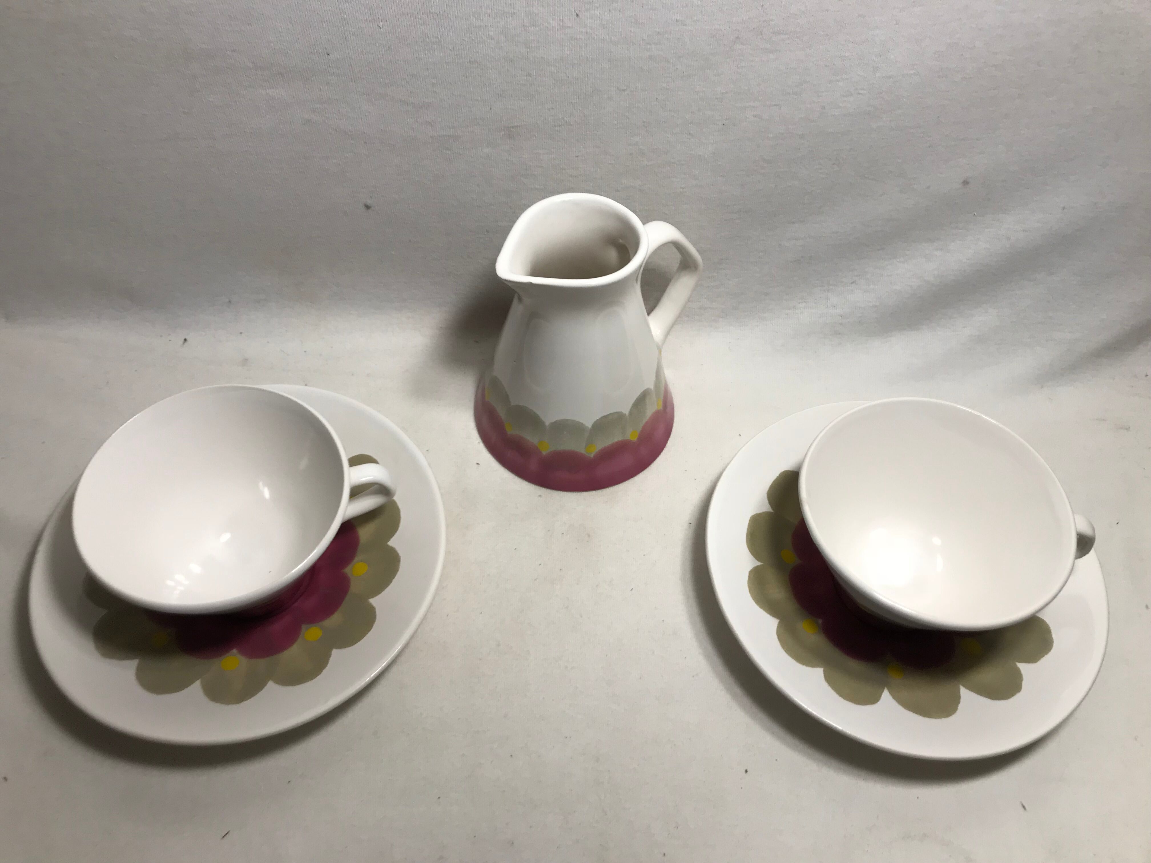 Cups + kitchen Vintage pitcher Mbfa Pornic Linda
