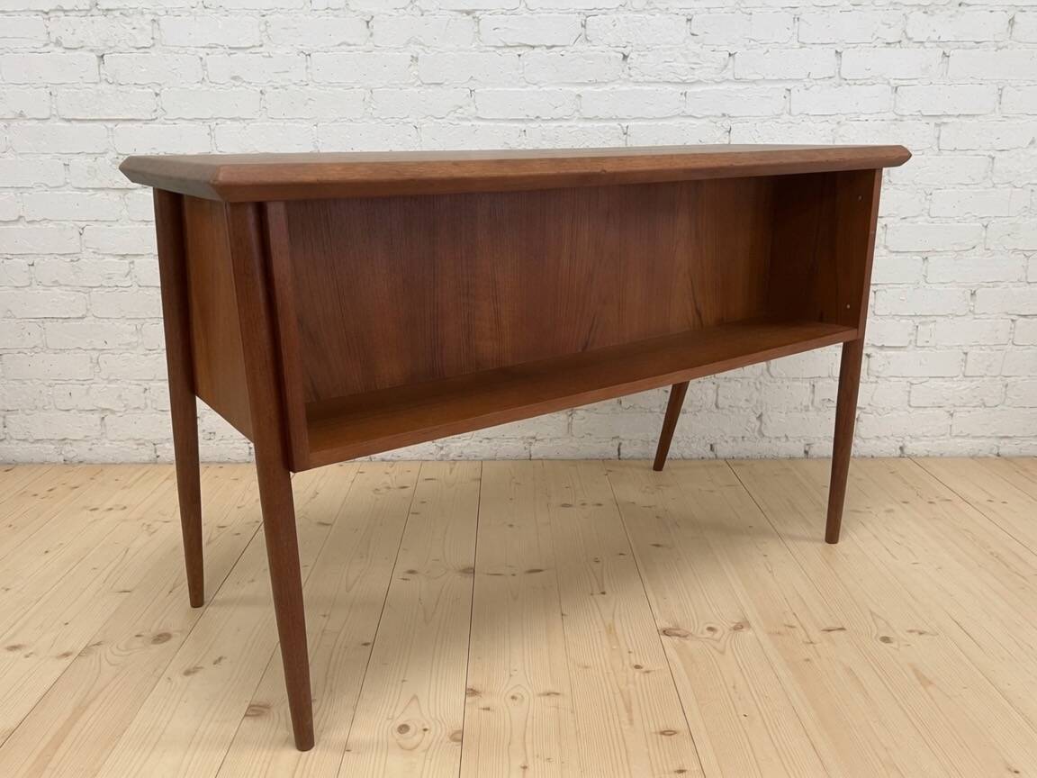 Gunnar Nielsen Teak Desk for Tibergaard, 1960s.