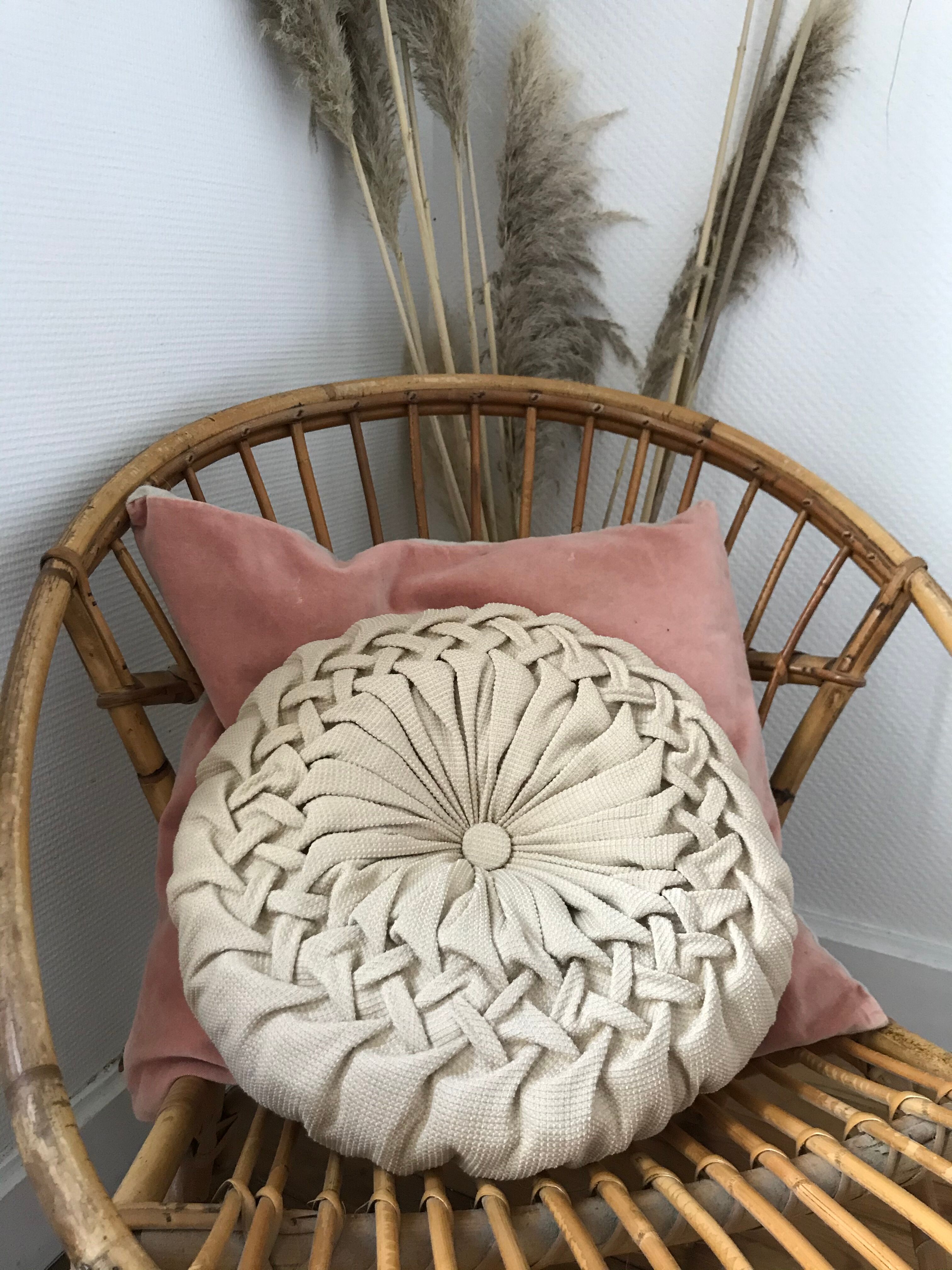 Vintage folded cushion