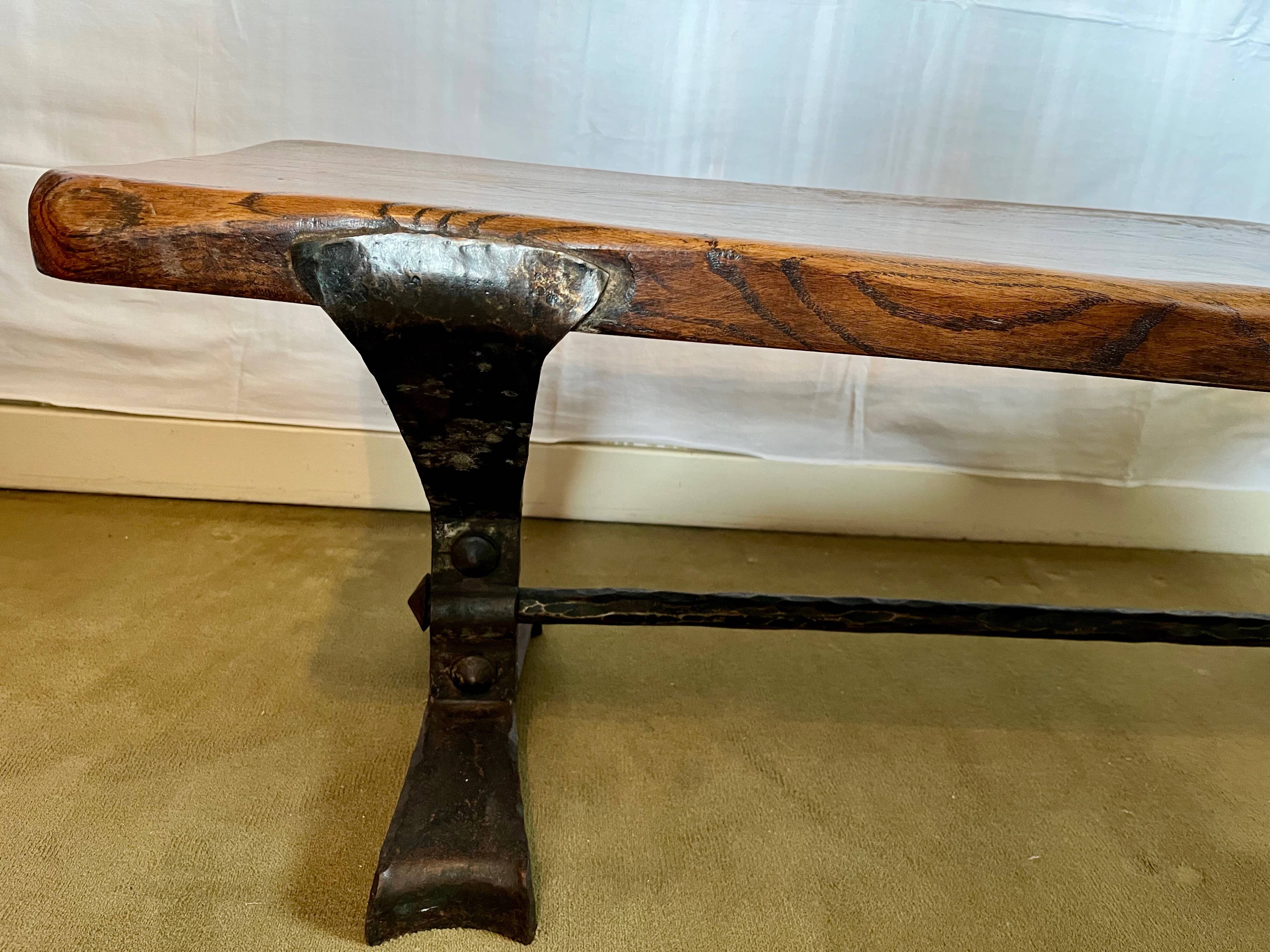 Vintage coffee table in solid wood and wrought iron.