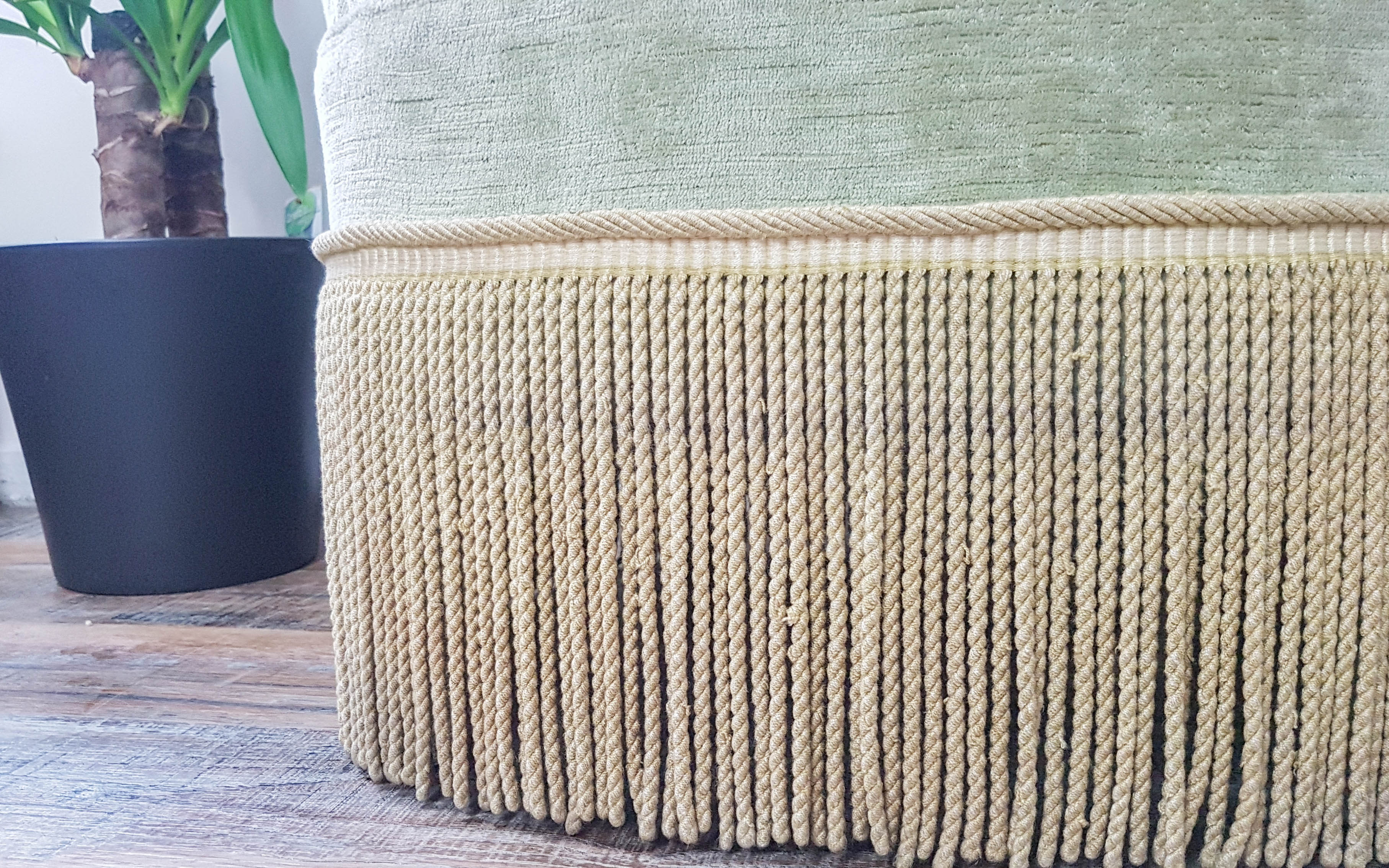 Vintage pistachio green velvet toad chair