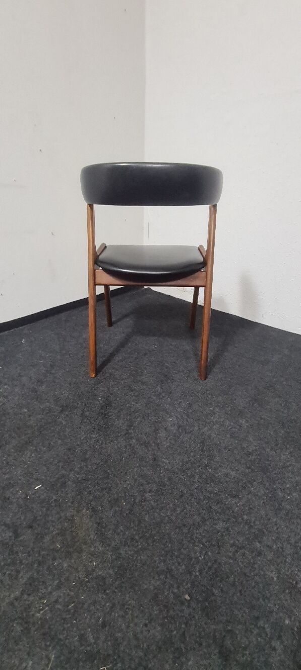 Vintage teak Z chair