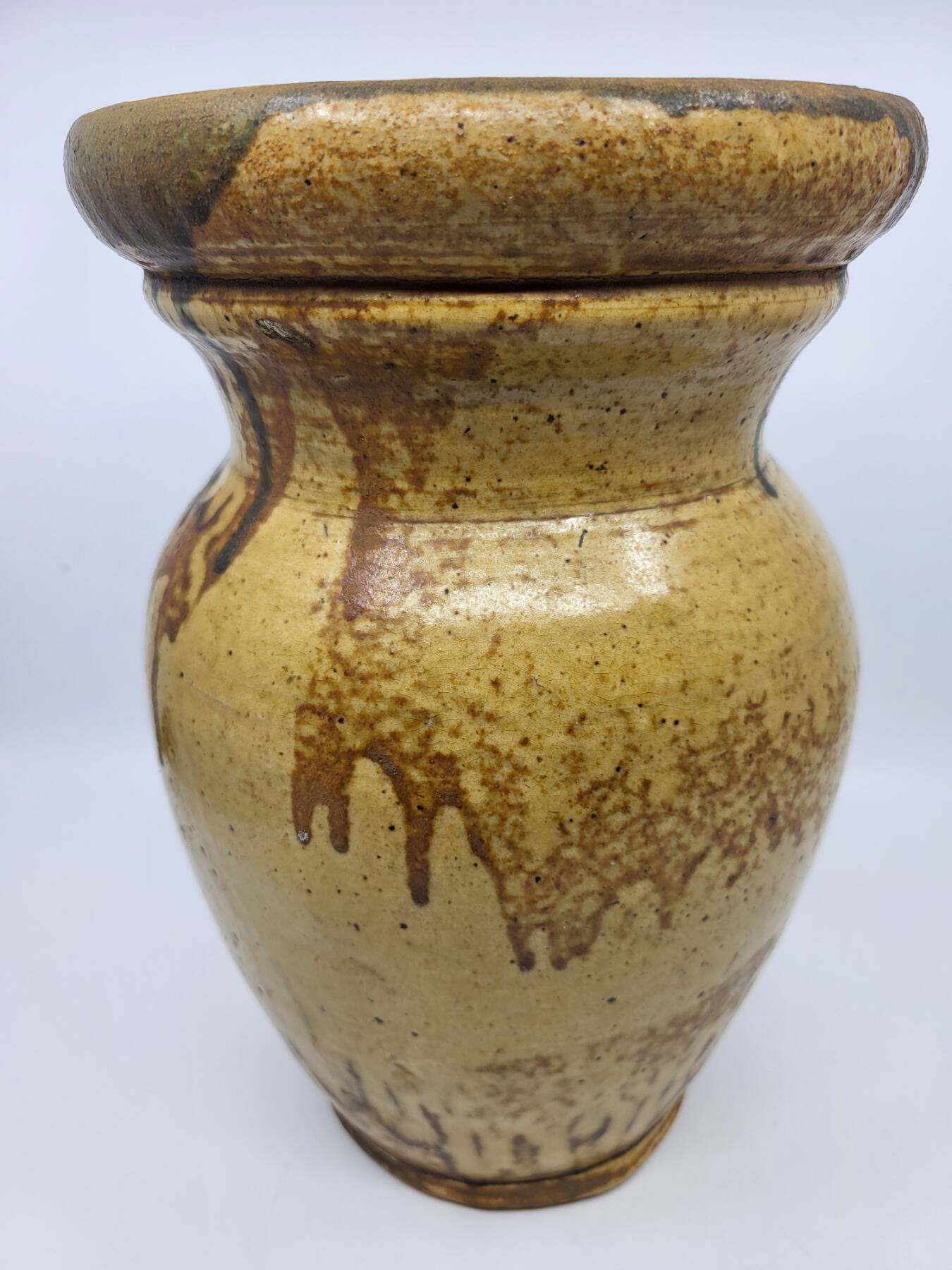 Atelier Primavera ceramic vase, France, Art Deco, 20th century