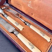 12 Robert Linzeler knives and leg of lamb set for Jules Piault Paris