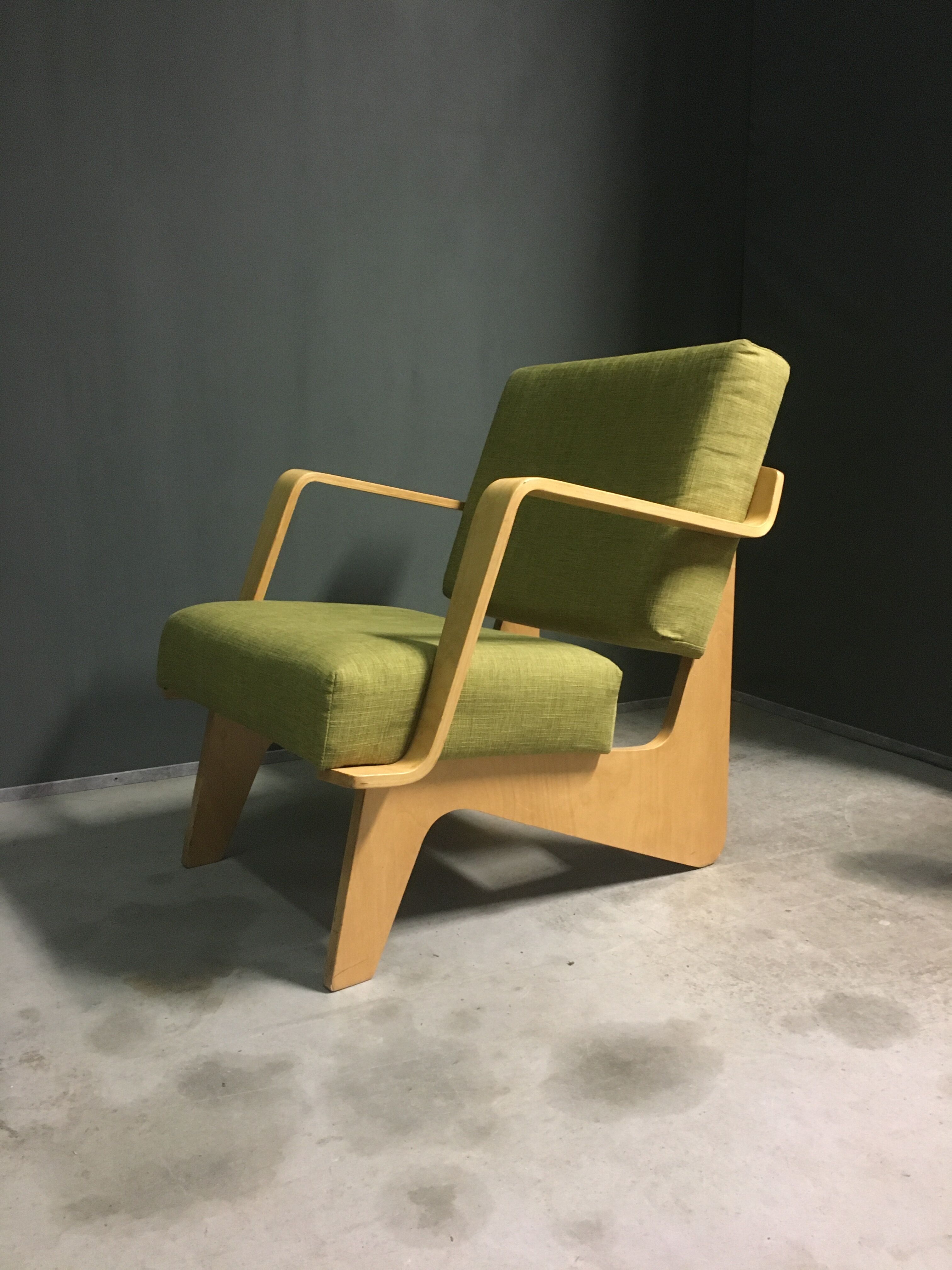 Model FB03 of the Combex series designed by Cees Braakman for UMS Pastoe 1950.