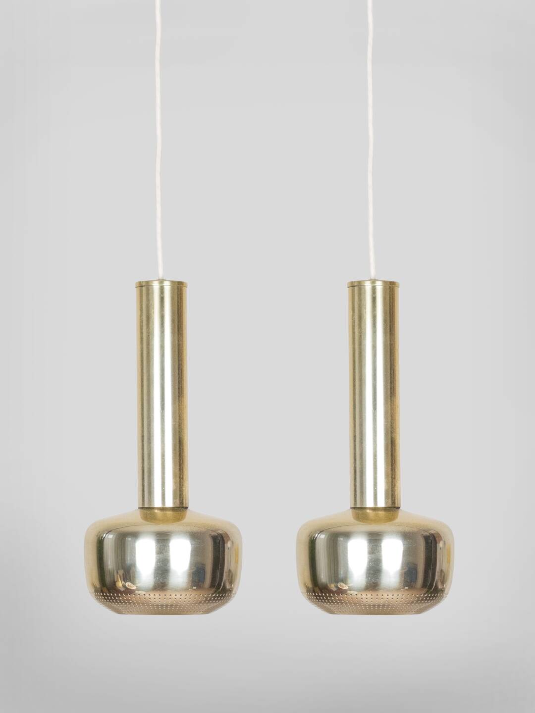 Pair of 2 vintage VL56 lamps by Vilhelm Lauritzen, Louis Poulsen, 1950s