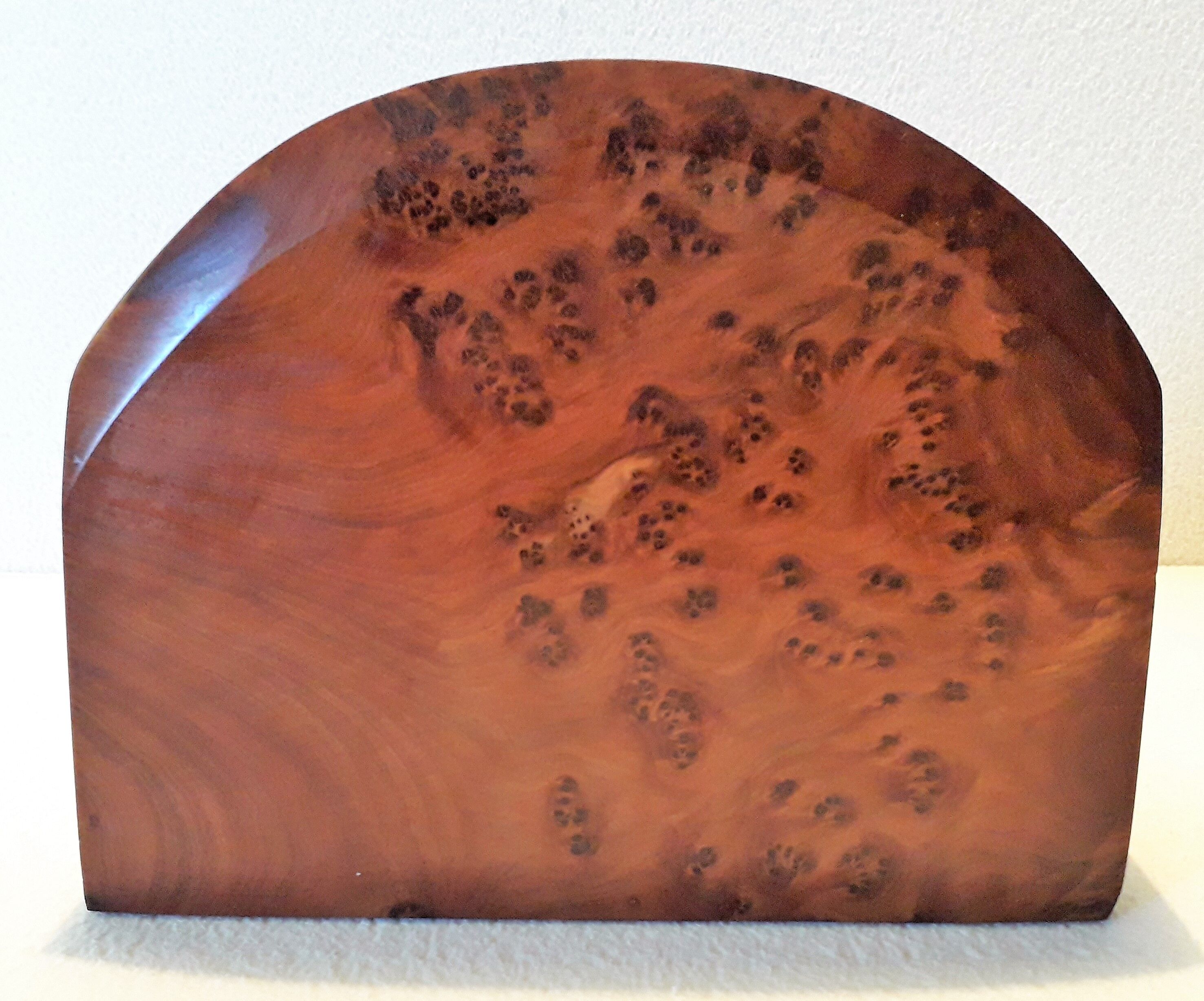 Magnifying glass mail sorter