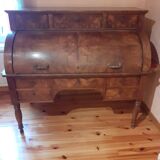 Cylinder desk