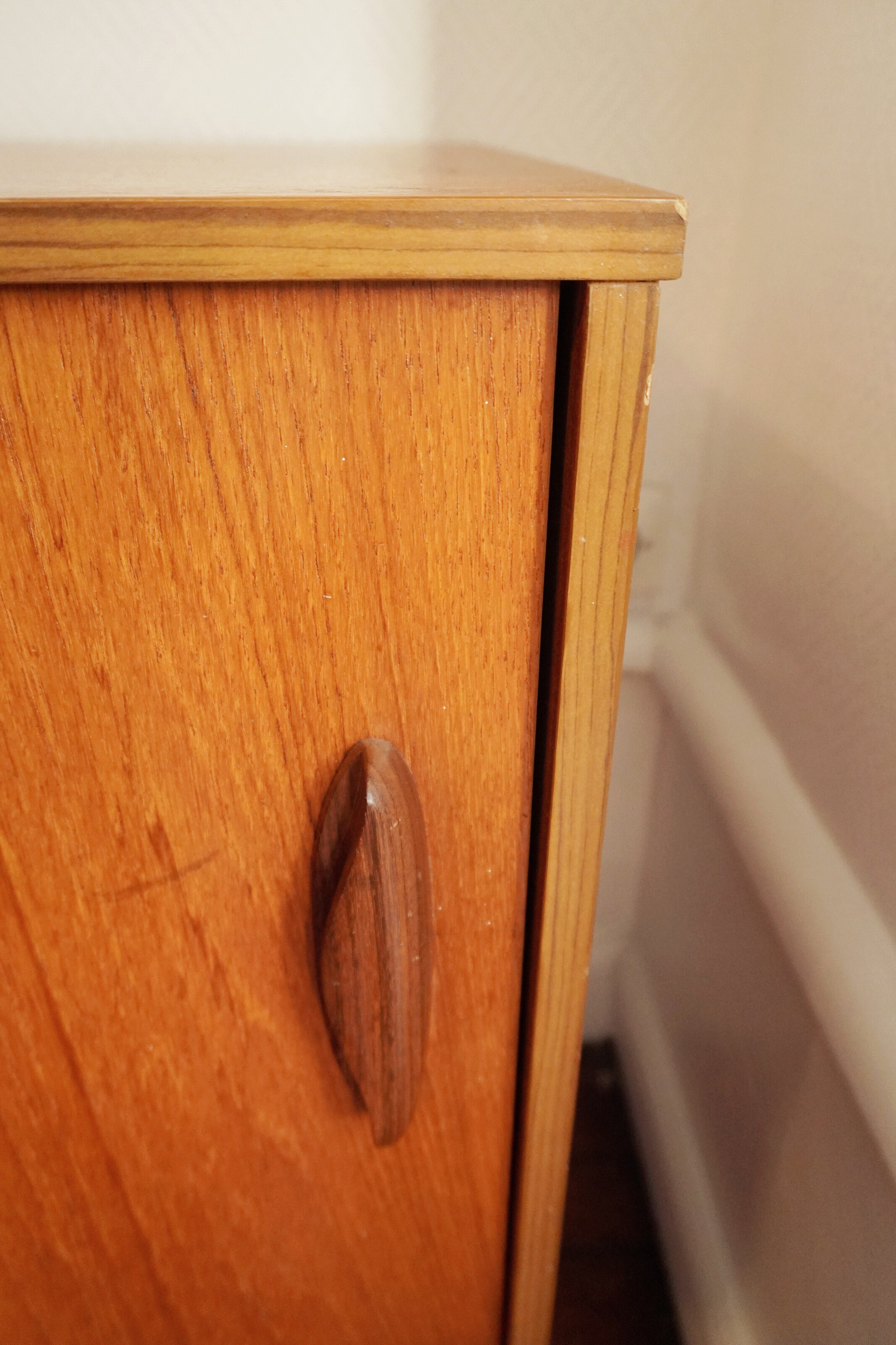 Vintage Scandinavian line in 60s teak