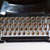 Old Royal 10 typewriter - model USA 1930