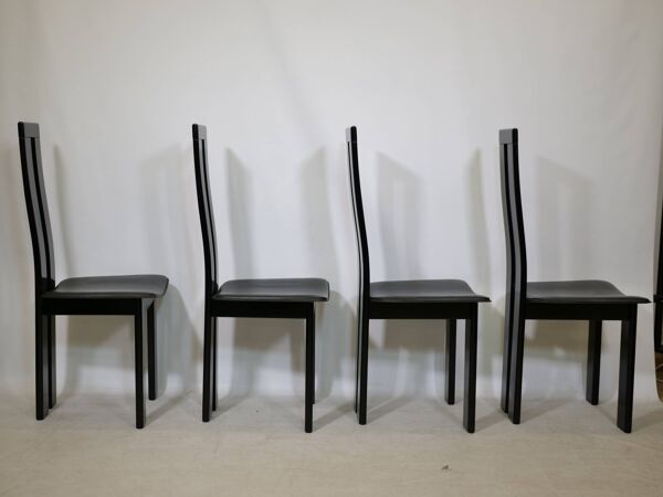 4 chaises de salle à manger noires postmodernes par Pietro Costantini, années 1970