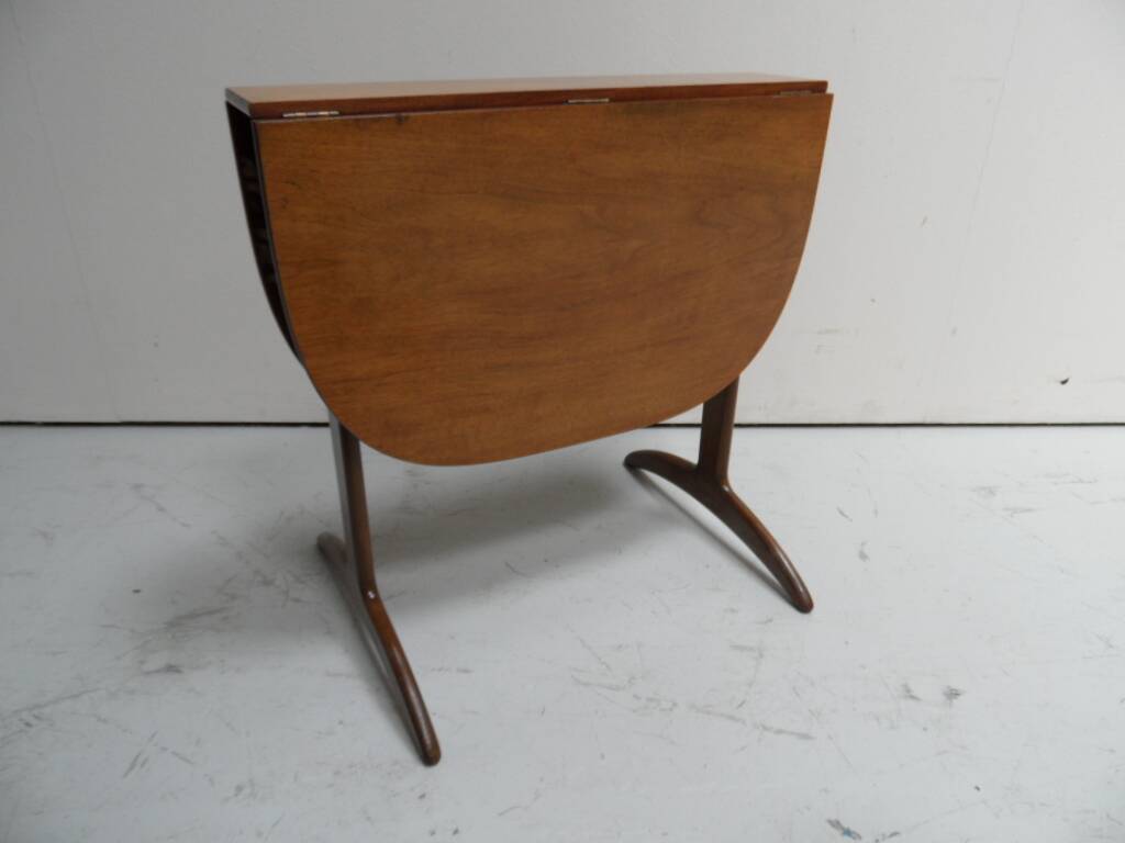 Table d'appoint du milieu du siècle