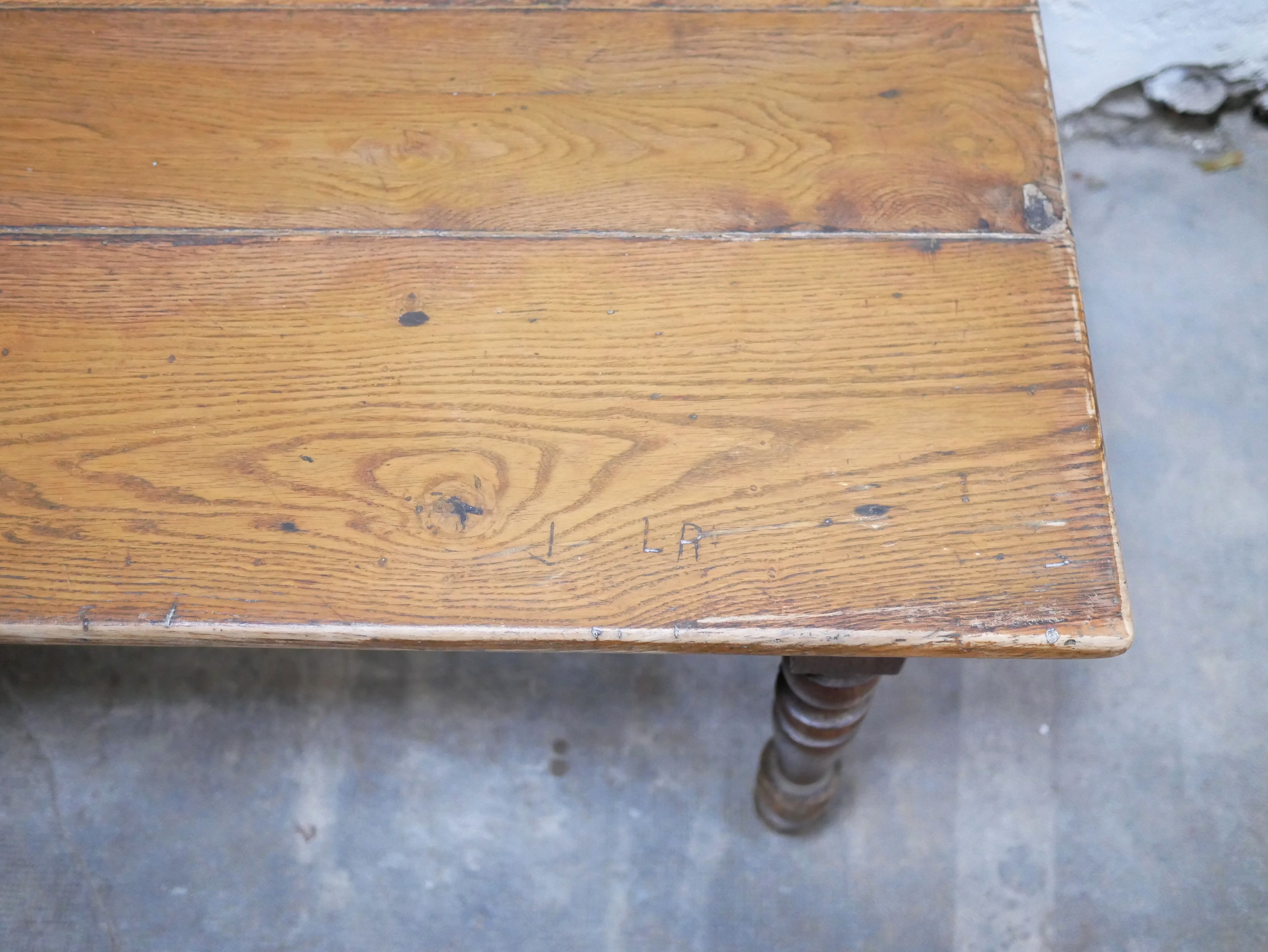 Table à manger de ferme vintage en bois
