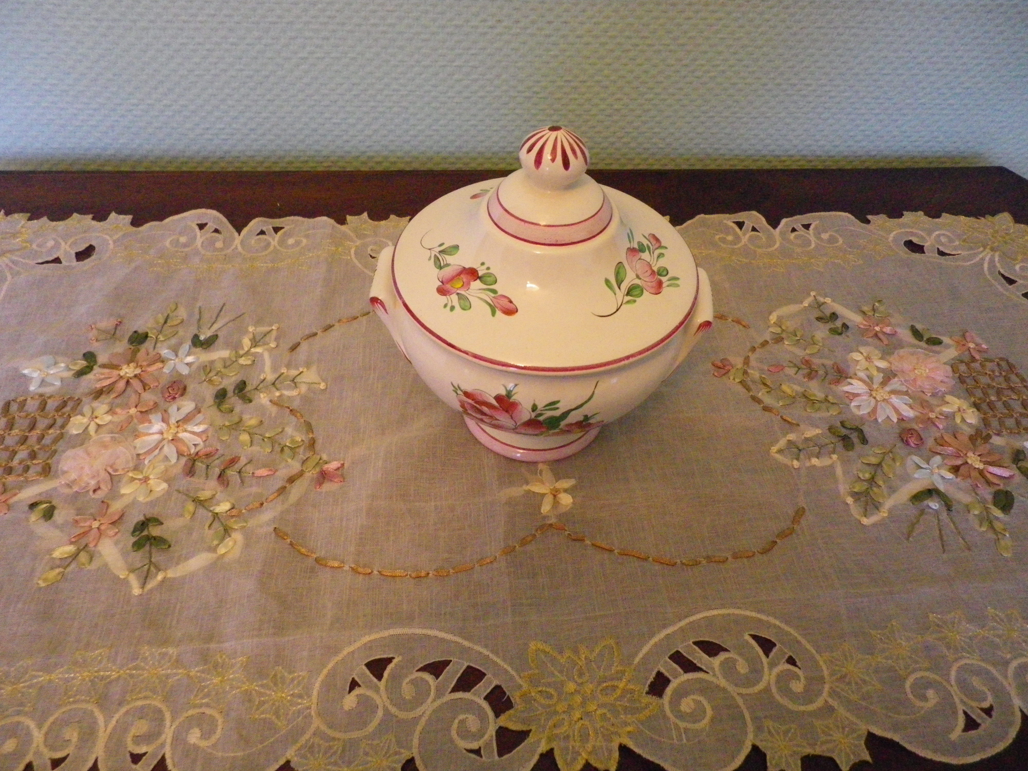 St Clement's earthenware candy factory 70
