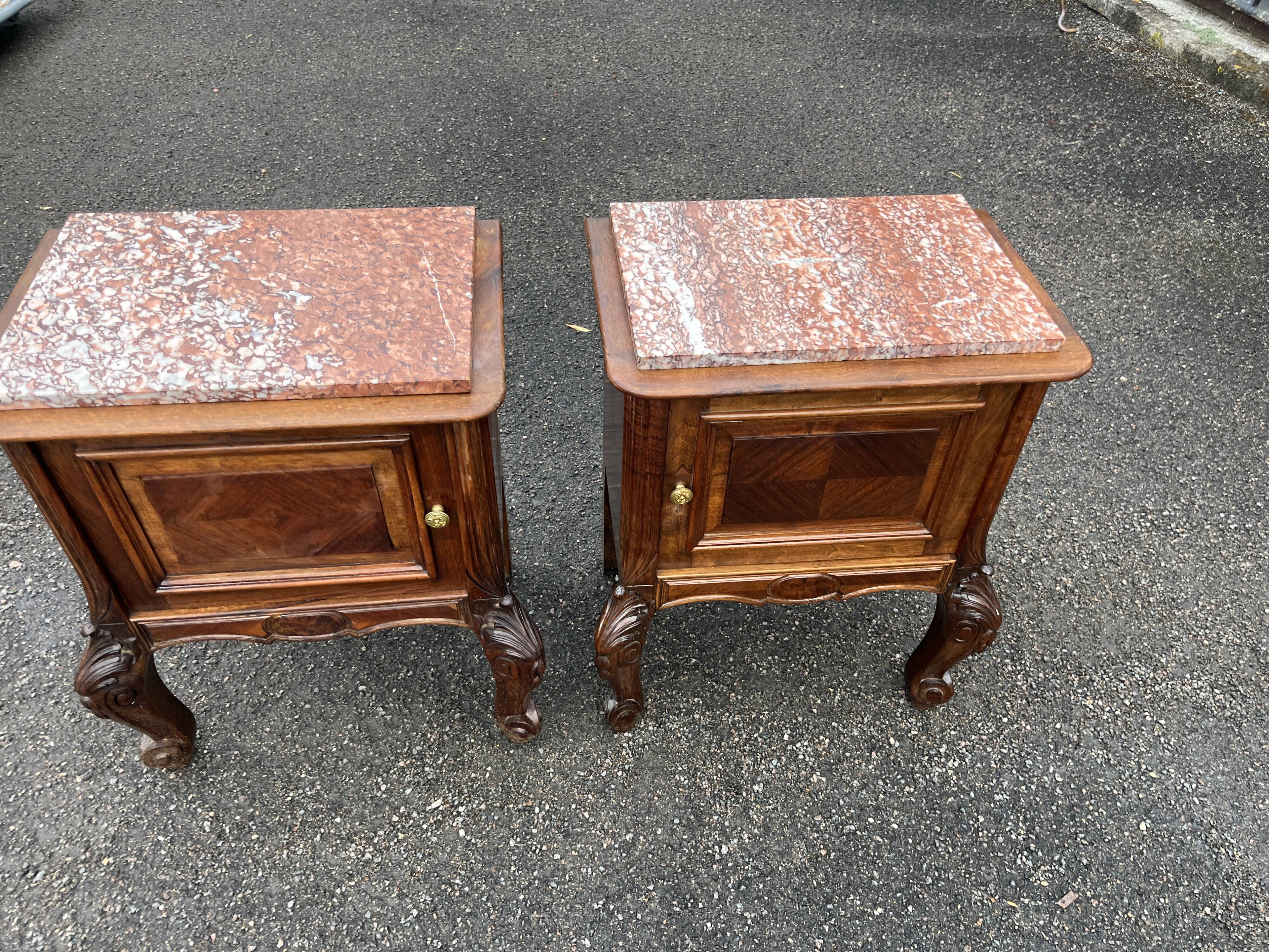 Pair of Louis XV style bedside tables with marquetry veneer, marble top, f