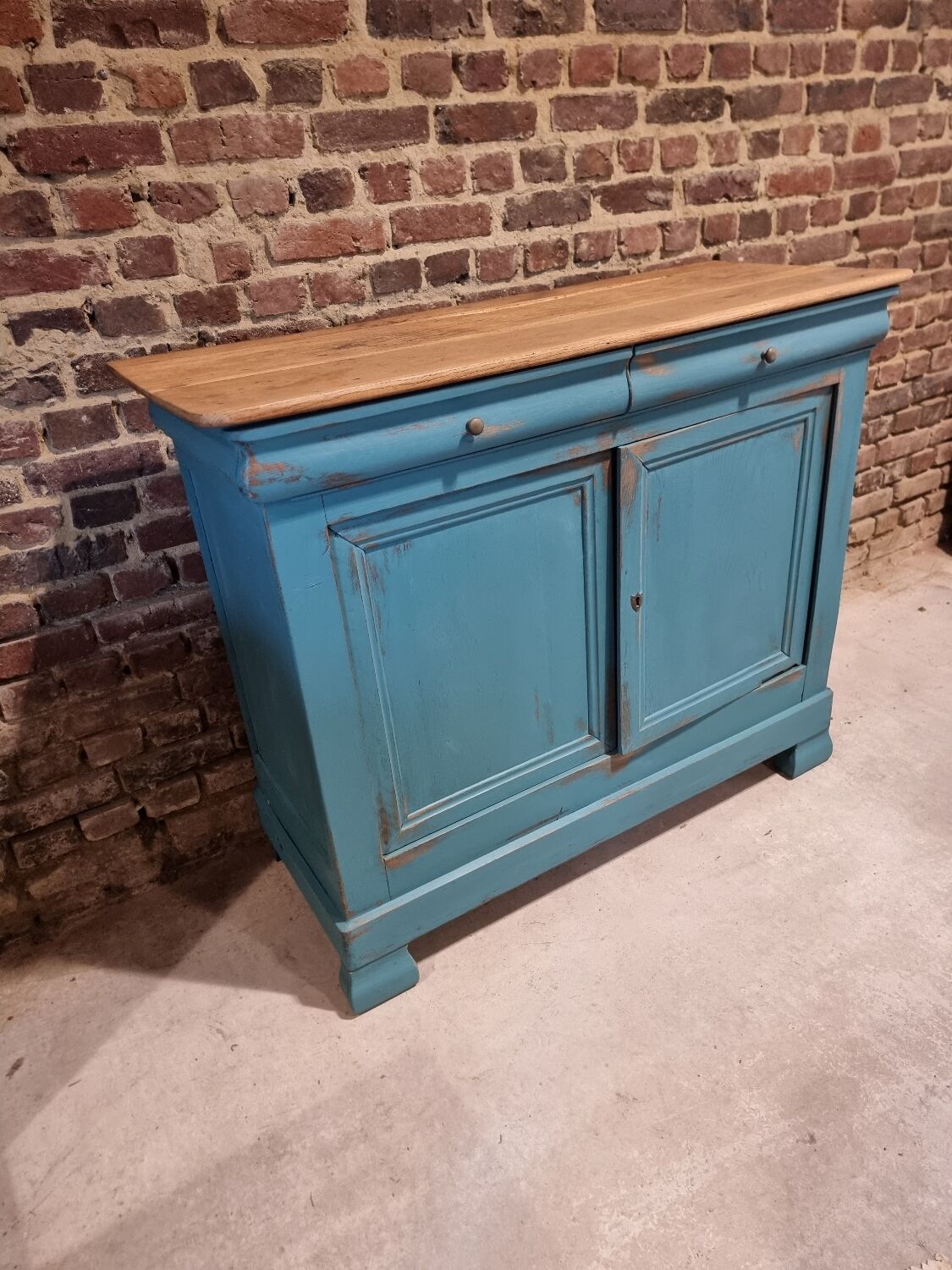 Vintage sideboard
