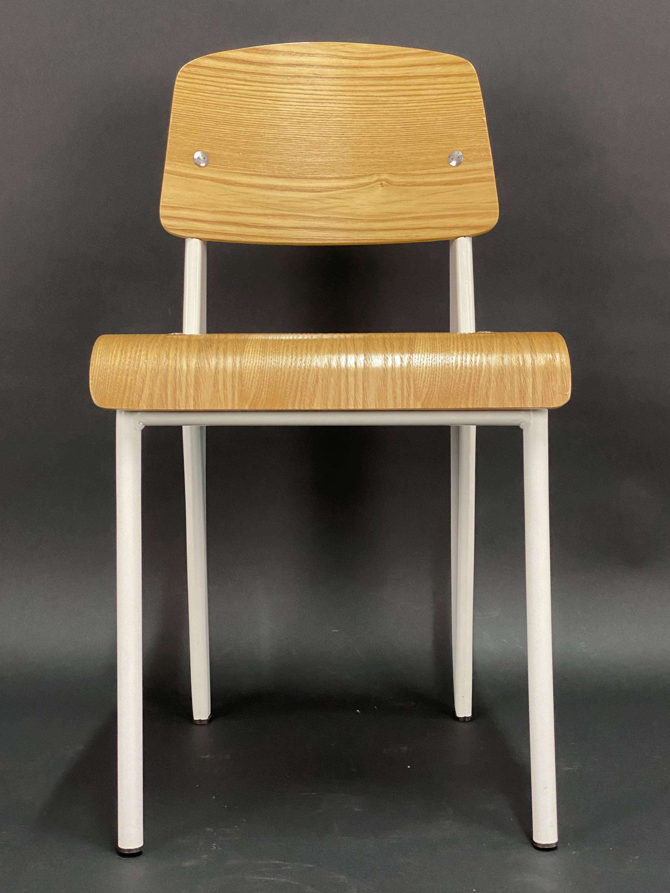 Chair - Metal and Wood - Design - In the Style of Jean Prouvé