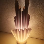 Lampe Corolle par Georgia Jacob