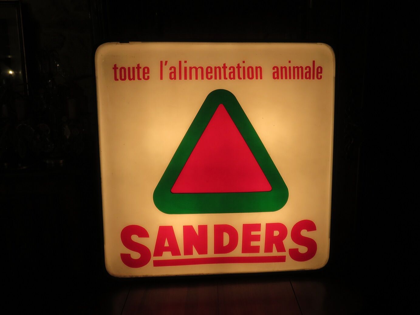 Teaches light sanders 60-70 years