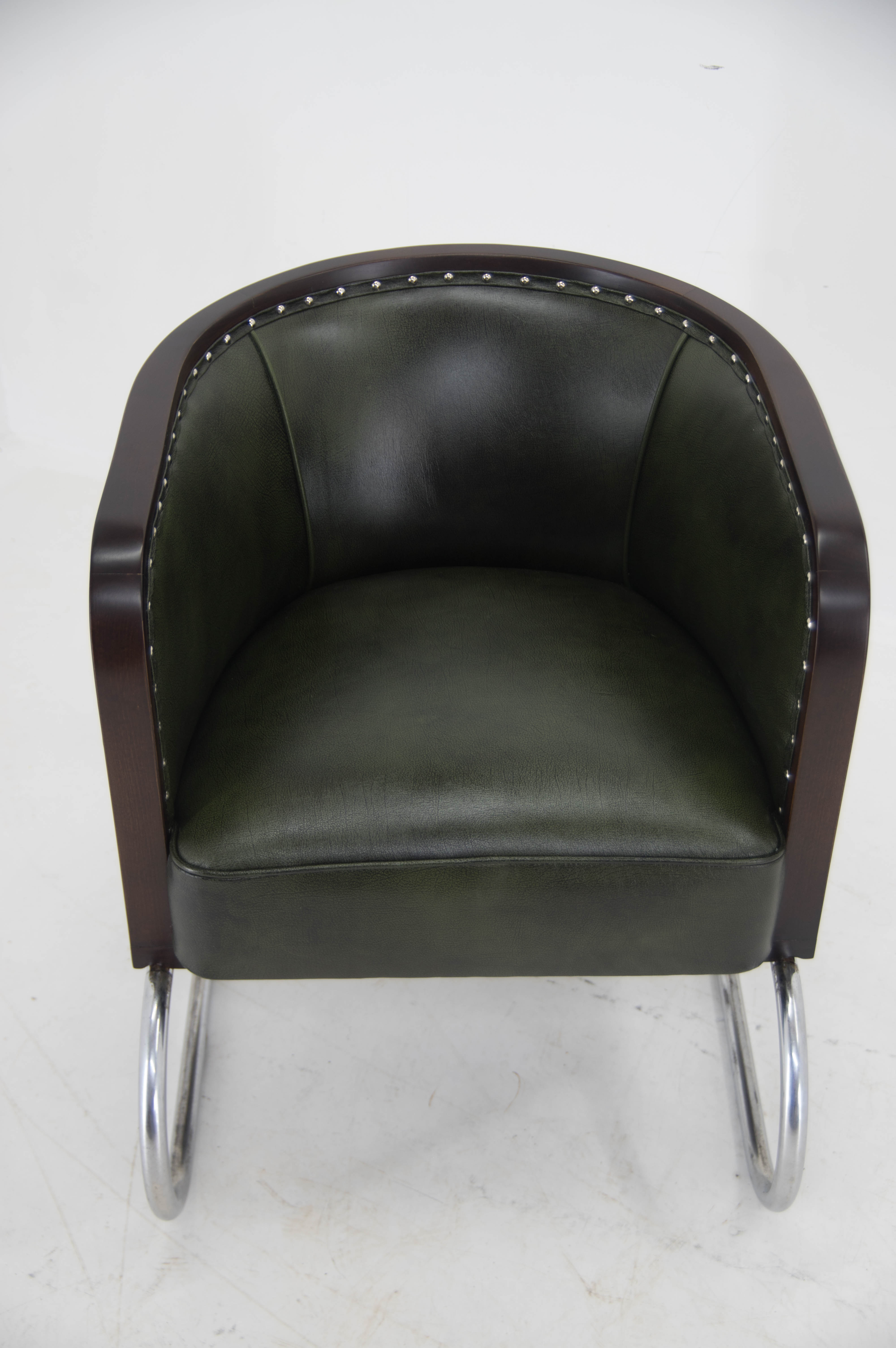 Bauhaus Tubular Armchair in Green Leather,  1930s, Restored