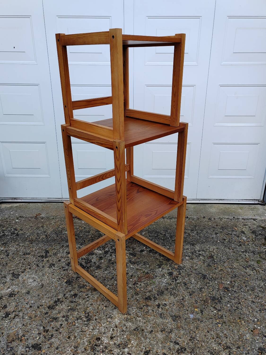 Nesting pine table from the 1970s