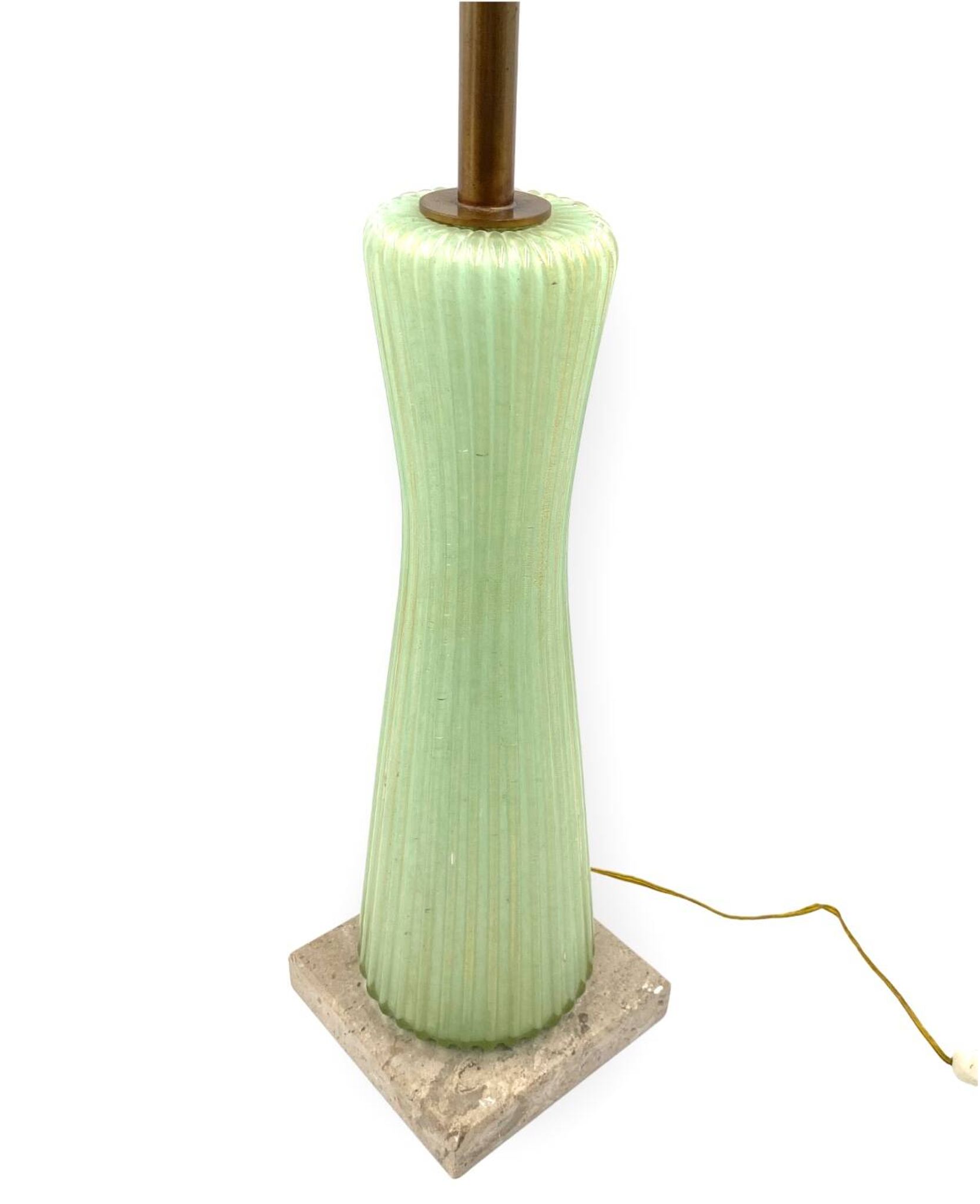 Mid-century modern green Murano glass Table lamp, Barovier & Toso style  Italy, 1940s