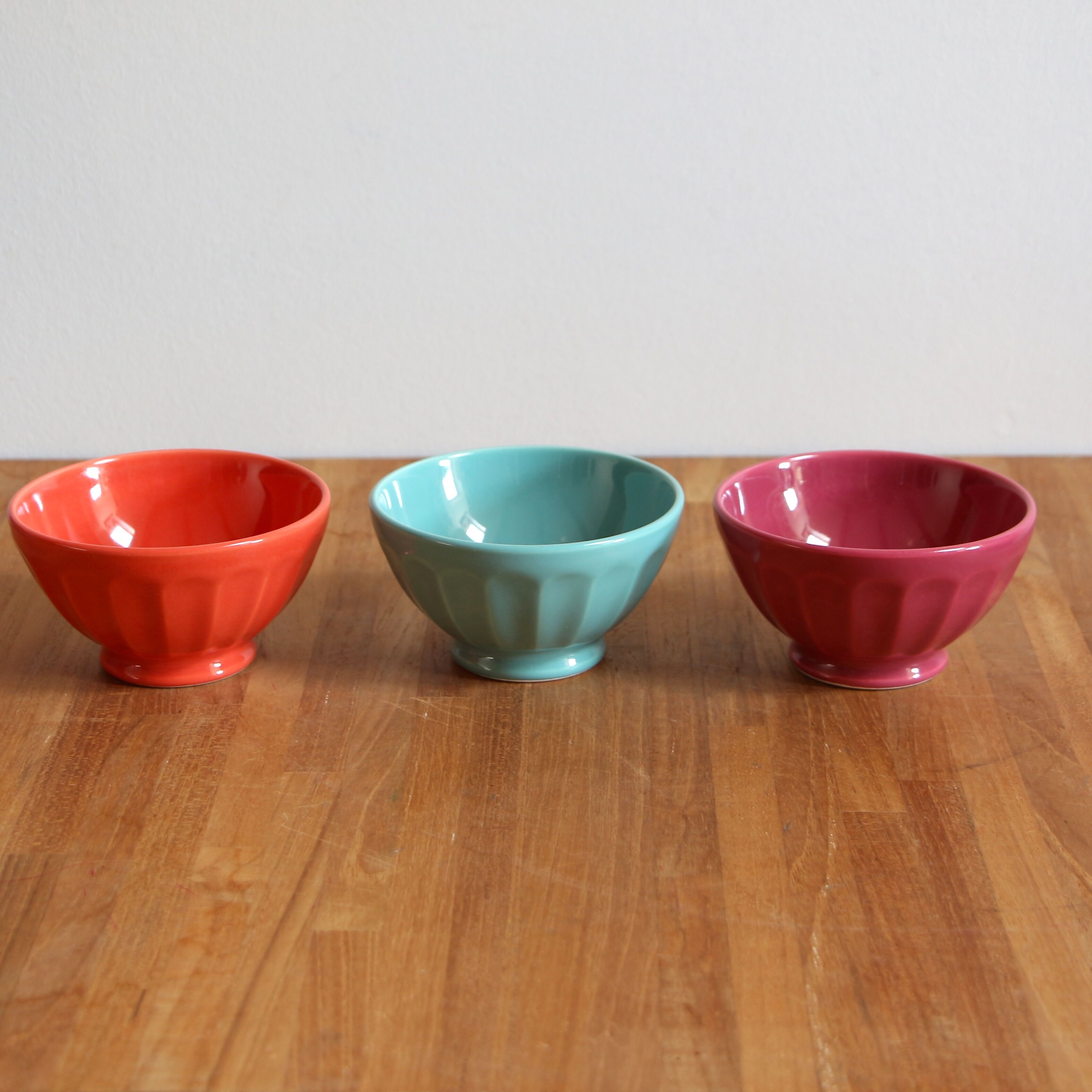 Colorful faceted bowls