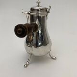 Tripod chocolate jug in silver from the 18th century Farmers General 378 grams
