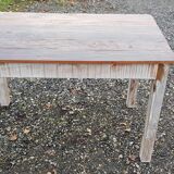 Kitchen dining table