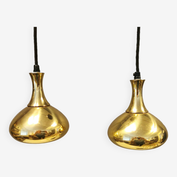 Deux petits plafonniers en métal doré, de Hans Agne Jakobsson ou Scandi lamps