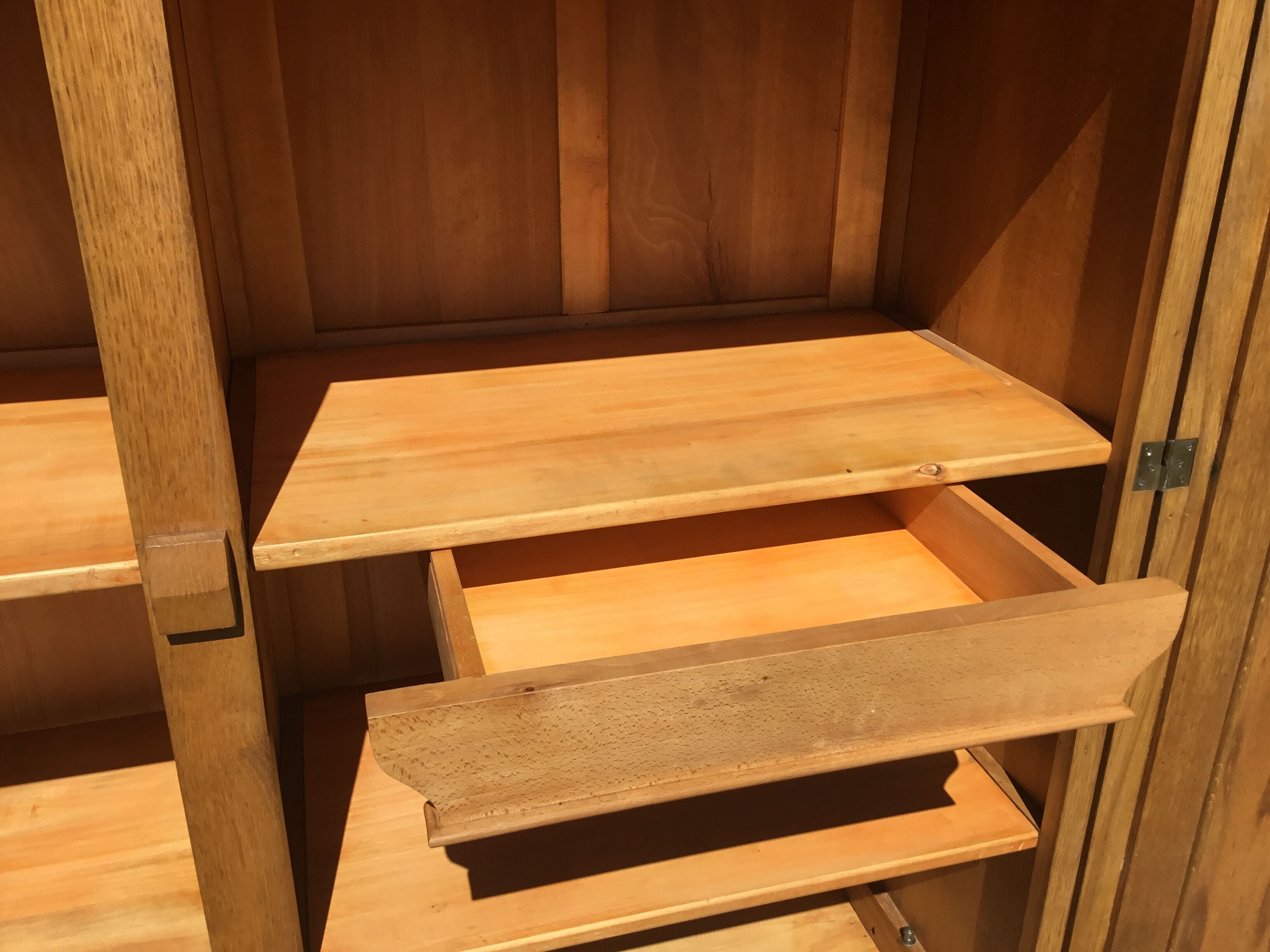 Manufrance cabinet in oak annee