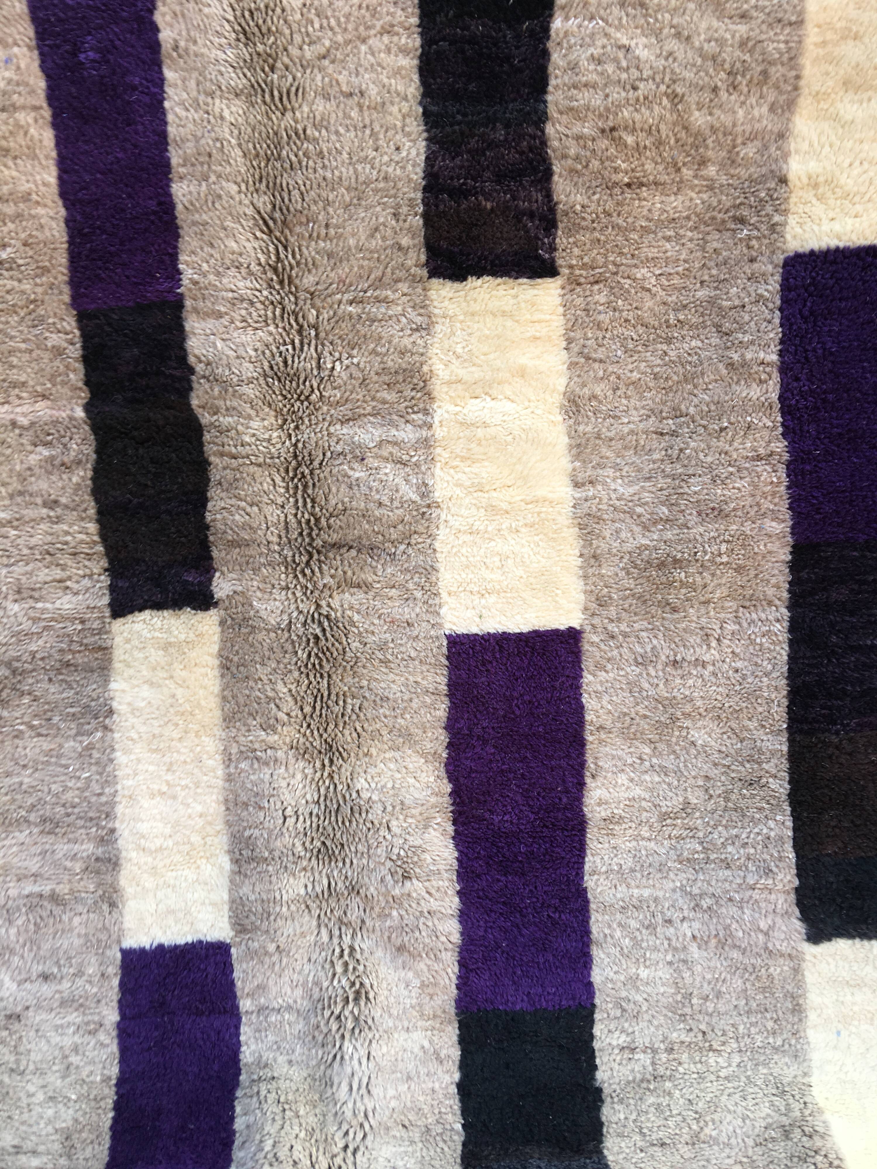 Tapis Mrirt d'exception 272 x 175 cm