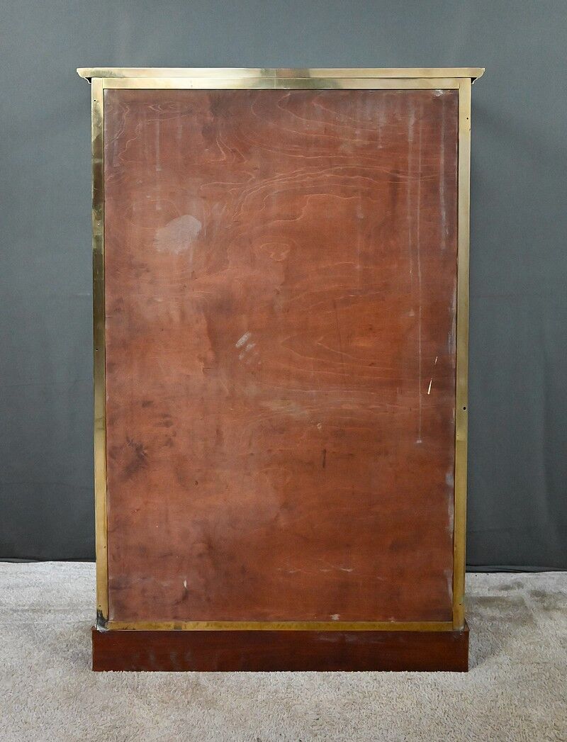 Brass display cabinet with a mirrored back – early 20th century