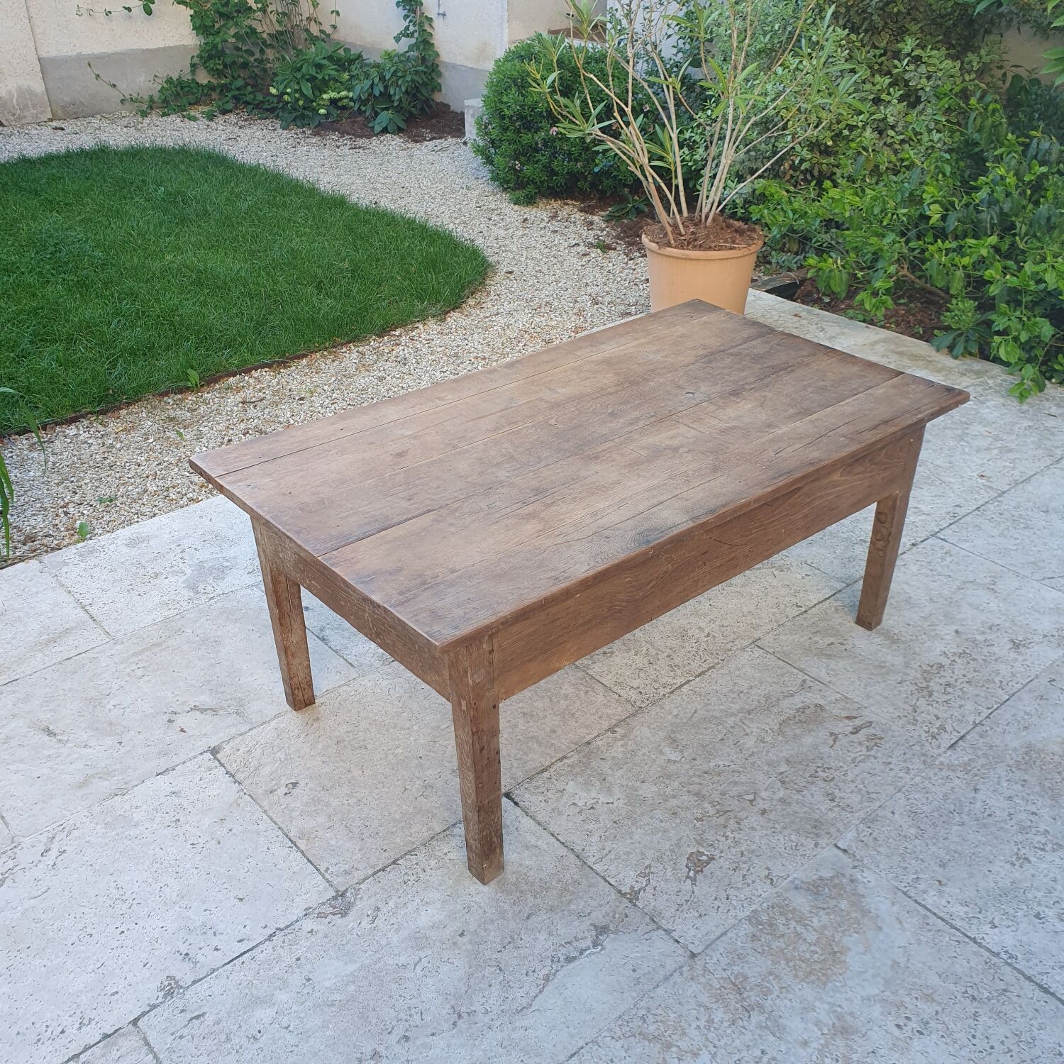 Farmhouse coffee table