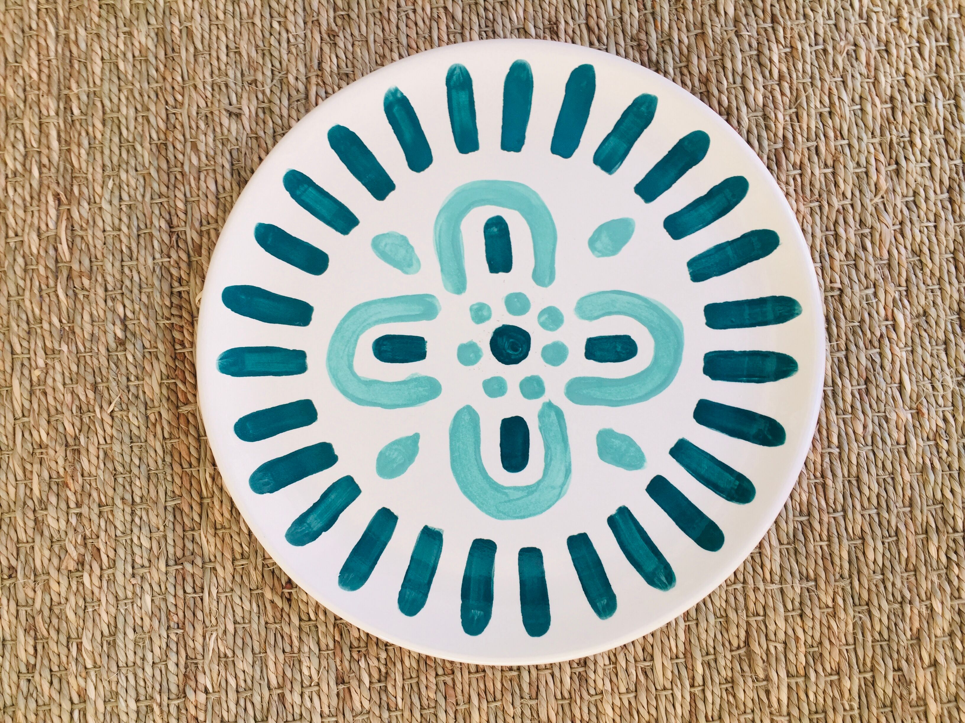 Set of 6 flat plates of French artisanal manufacture vallauris