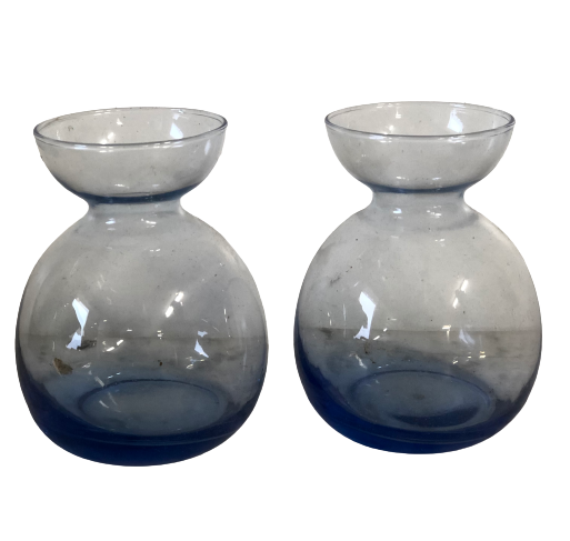 Set of 2 vases