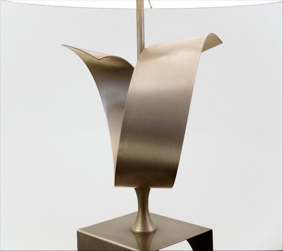 Lampe de table en aluminium brossé