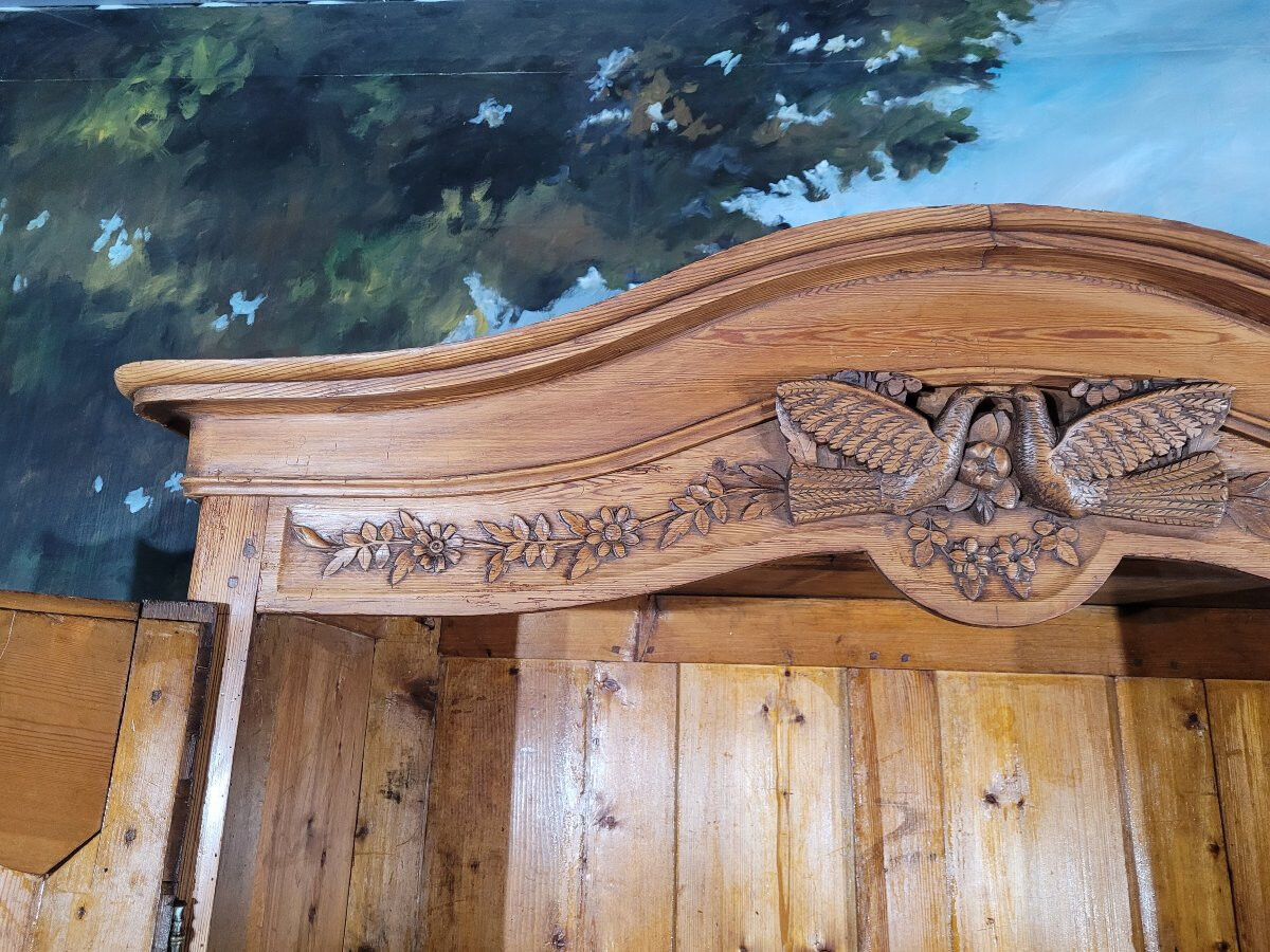 Armoire de montagne en sapin