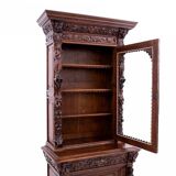 Buffet ancien, richement sculpté, fin du 19e siècle