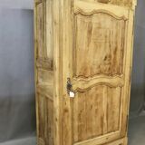 18th louis xv bonnetière in walnut