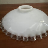 Suspension opaline lampshade