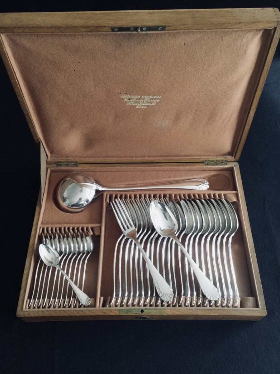 Housewife 37 pieces Christofle model Directoire Rat tail