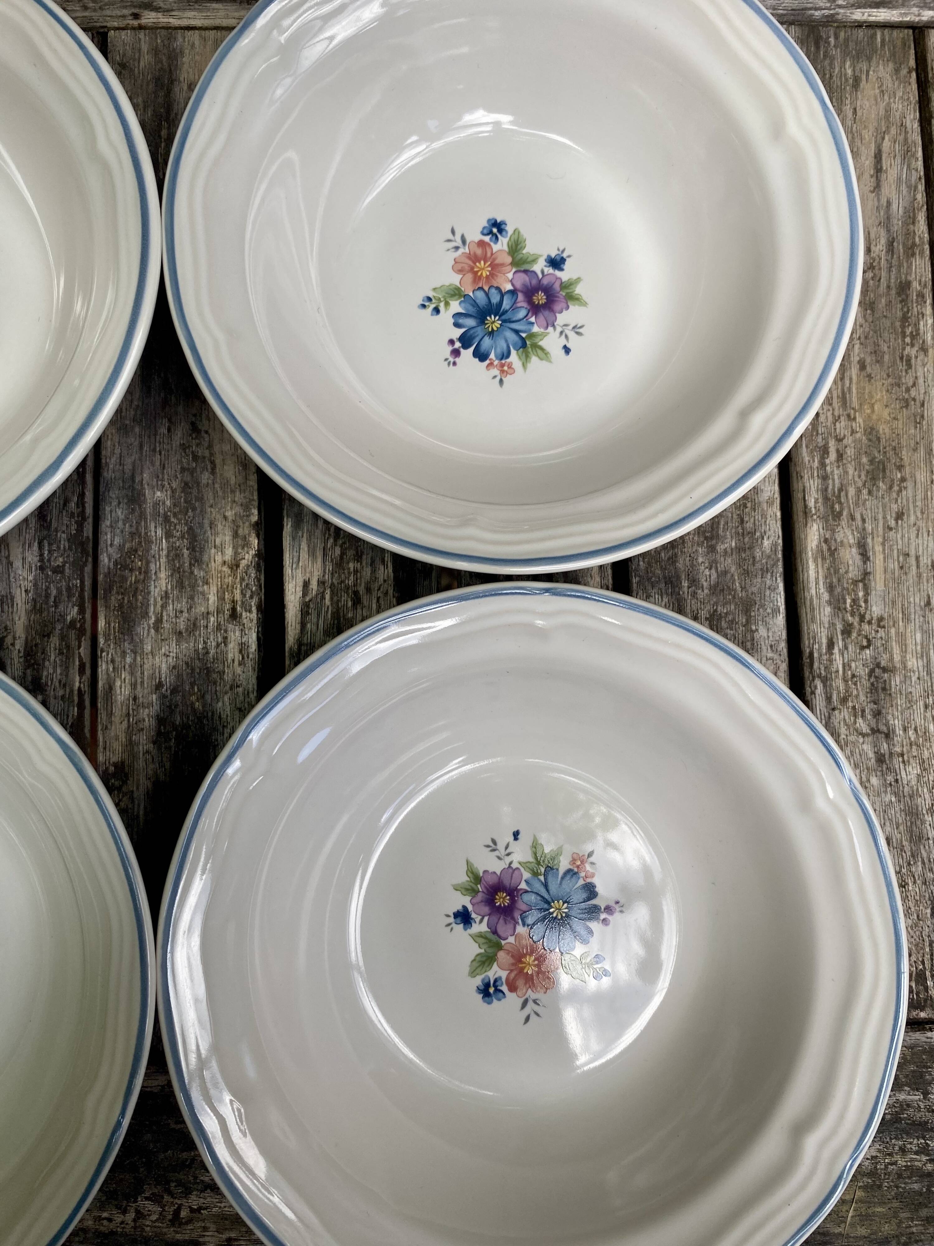 Provincial Bouquet ramekin cups