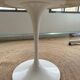 Saarinen marble table Edition Knoll and its 4 tulip chairs (set of 5)