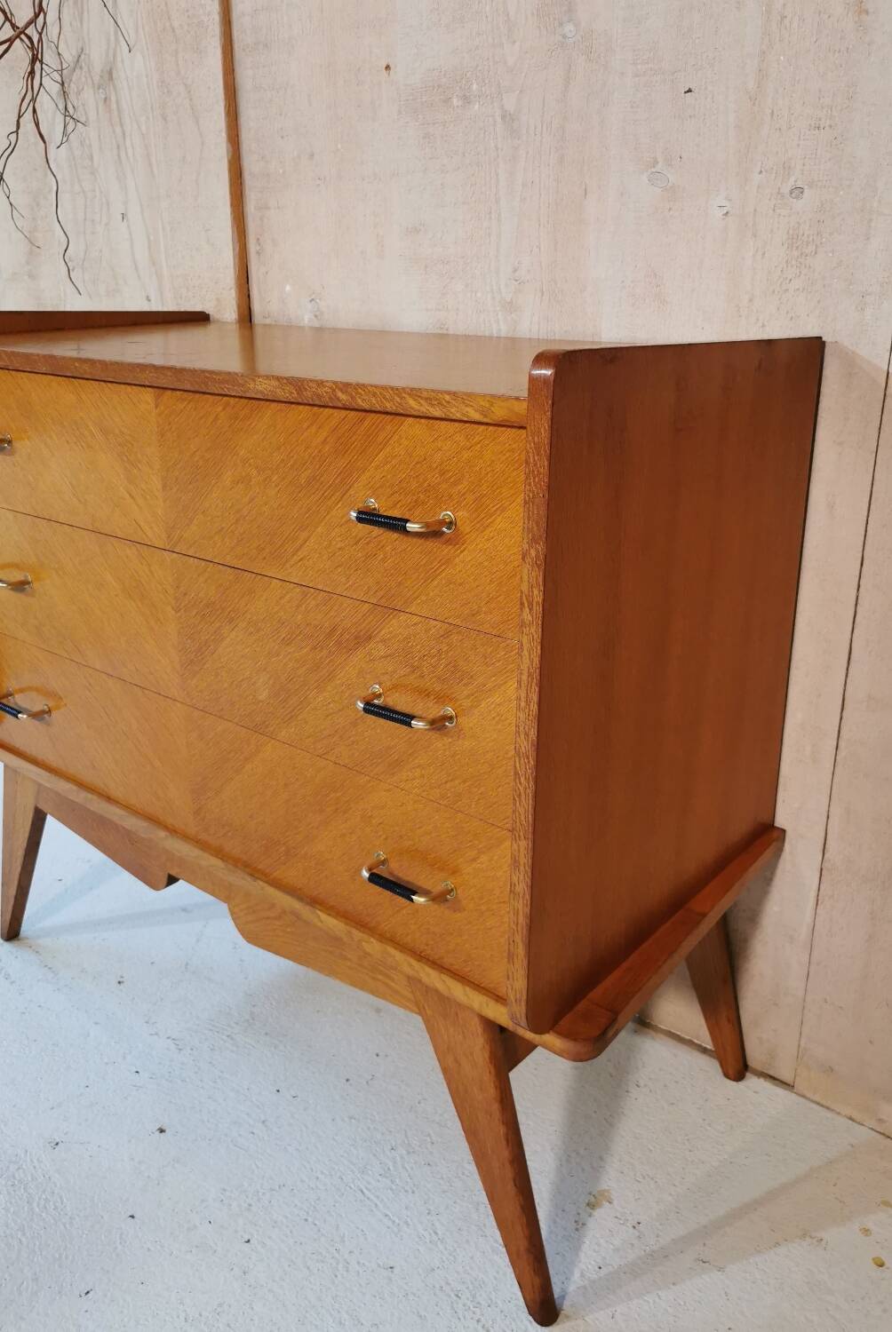 Vintage chest of drawers
